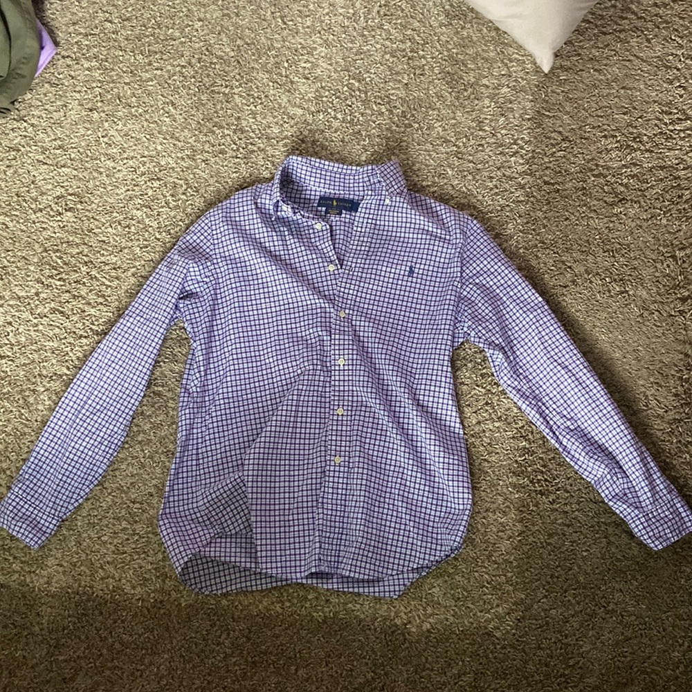 POLO BUTTON UP BARELY WORN